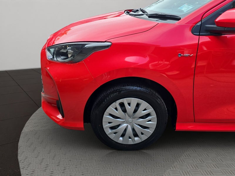 2025 Toyota Yaris GX 1.5P HEV ECVT FWD HB/5D/5S... image 2