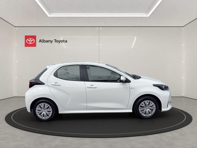 2025 Toyota Yaris GX 1.5P HEV ECVT FWD HB/5D/5S... image 2