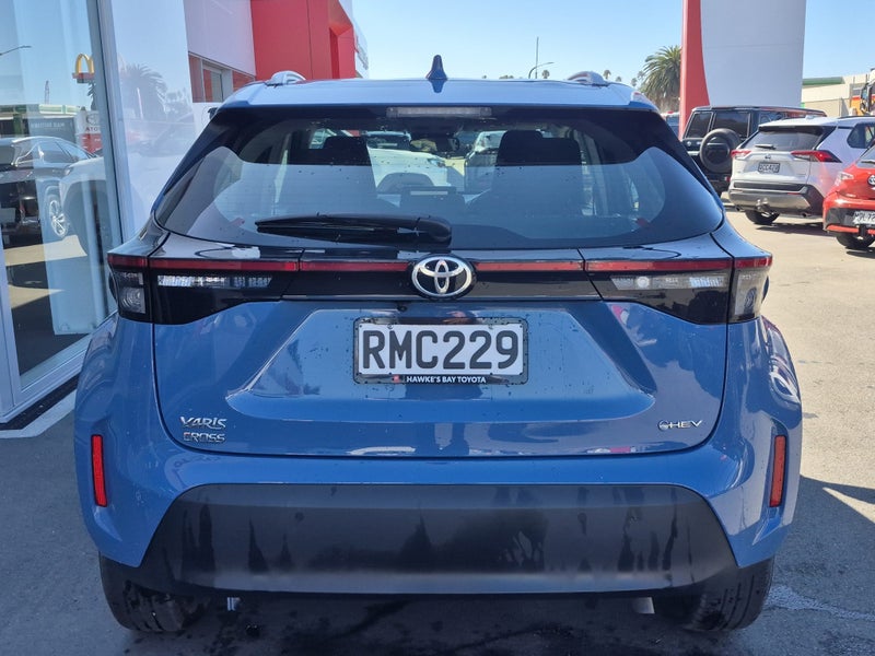 2025 Toyota Yaris GX 1.5P Hybird Auto image 4