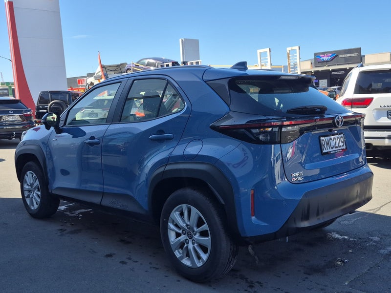 2025 Toyota Yaris GX 1.5P Hybird Auto image 5