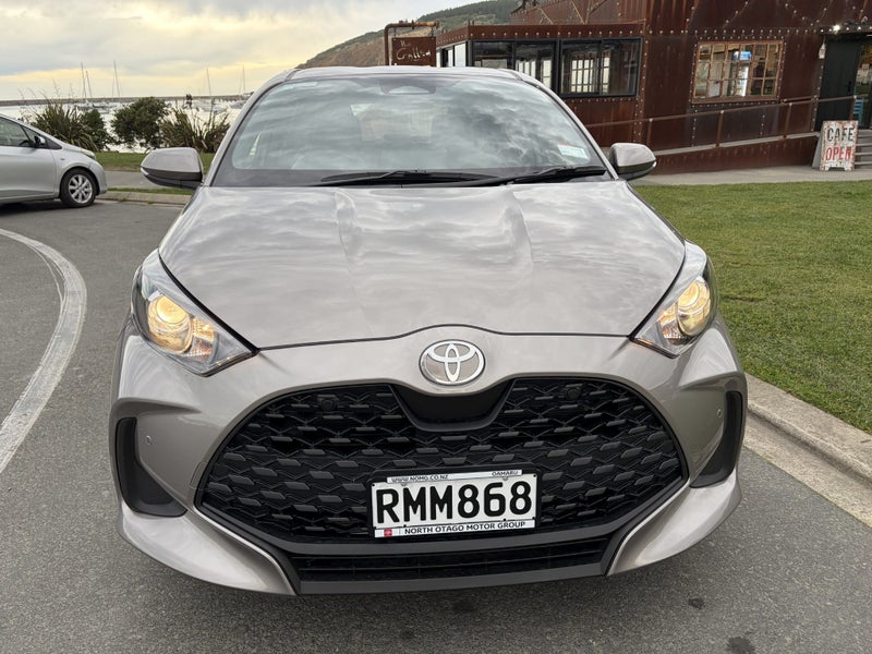 2025 Toyota Yaris GX image 2