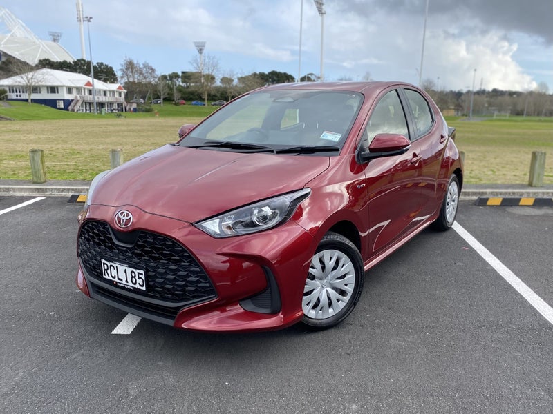 2025 Toyota Yaris GX Hatch 1.5L Petrol HYBRID E... image 3