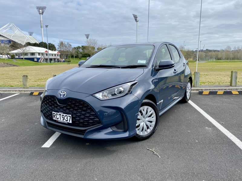 2025 Toyota Yaris GX Hatch FWD 1.5L Petrol HYBR... image 3