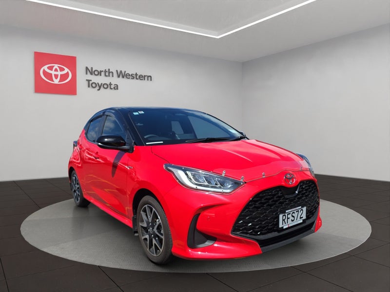 2025 Toyota Yaris ZR 1.5L Hybrid 2WD Hatchback image 1