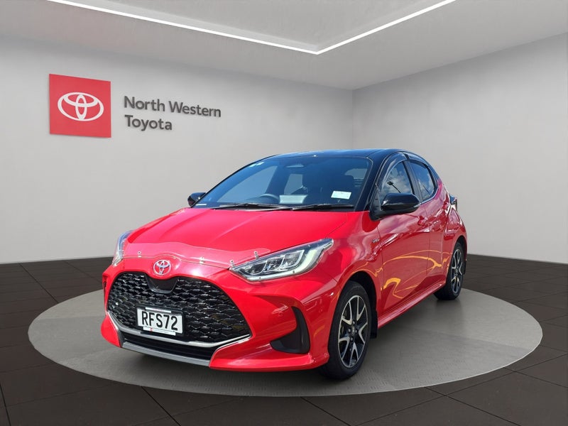 2025 Toyota Yaris ZR 1.5L Hybrid 2WD Hatchback image 3
