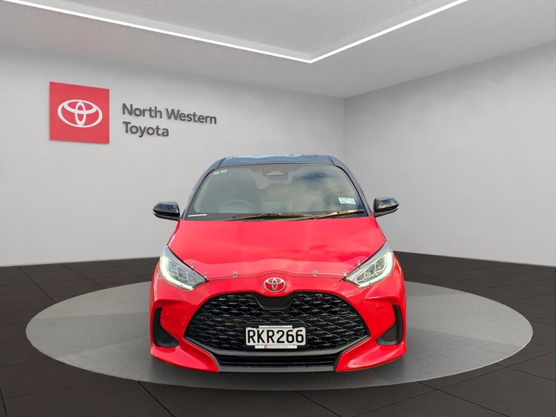2025 Toyota Yaris ZR 1.5L Hybrid 2WD Hatchback image 2