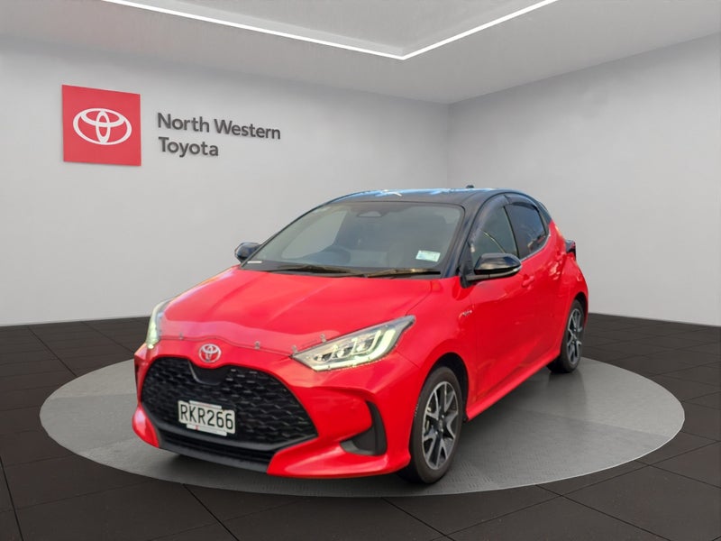 2025 Toyota Yaris ZR 1.5L Hybrid 2WD Hatchback image 3