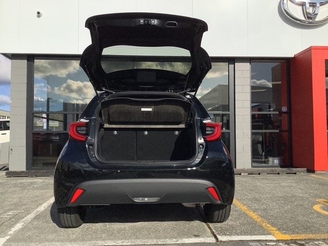 2025 Toyota Yaris ZR 1.5P HEV FWD image 5