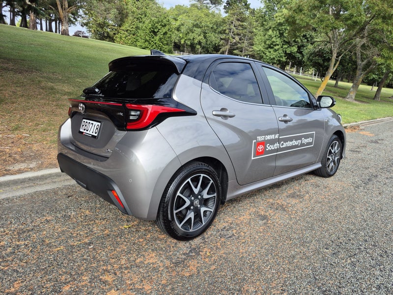 2025 Toyota Yaris ZR 1.5P HV ECVT FWD HB/5D/5S image 4