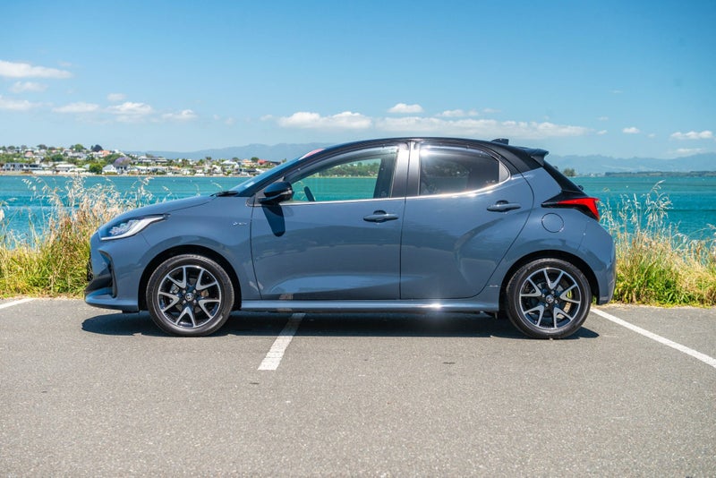 2025 Toyota Yaris ZR image 5