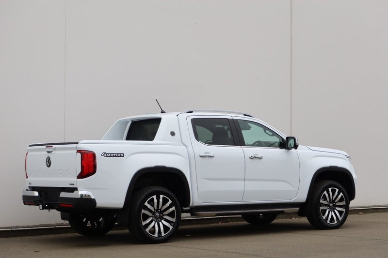 2025 Volkswagen Amarok Aventura Premium image 3
