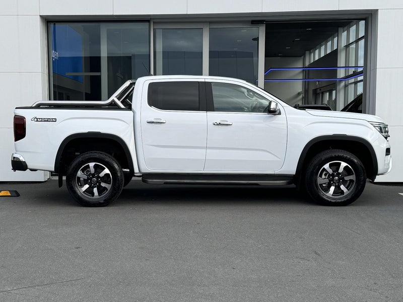 2025 Volkswagen Amarok STYLE 4MOTION image 4