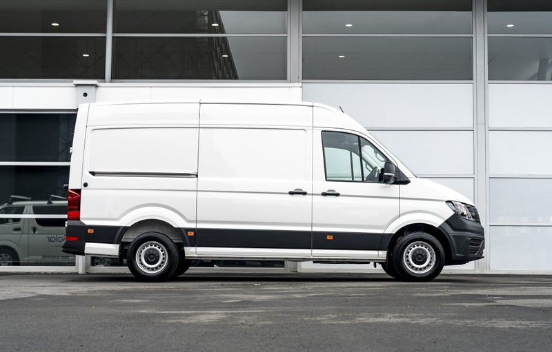 2025 Volkswagen Crafter 35 MWB 103Kw Auto image 5