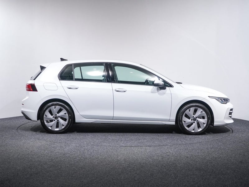 2025 Volkswagen Golf 8.5 Life 110kW image 5