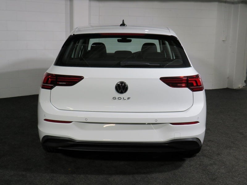 2025 Volkswagen Golf 8.5 LIFE image 4