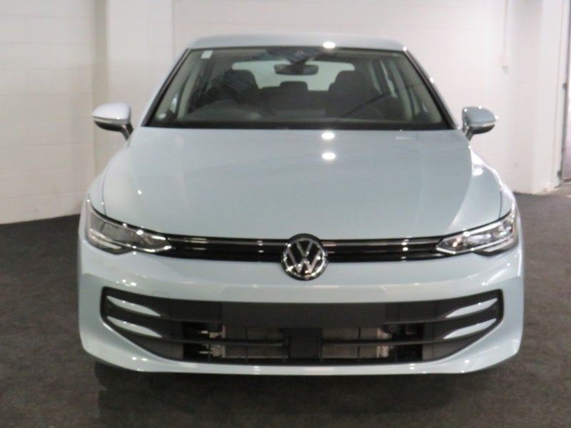 2025 Volkswagen Golf 8.5 LIFE image 2