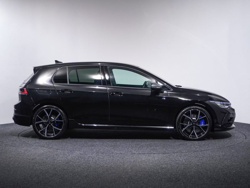 2025 Volkswagen Golf 8.5 R 4 Motion 245kW image 4