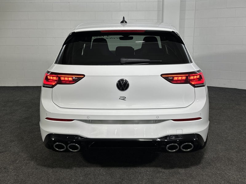 2025 Volkswagen Golf 8.5 R image 4