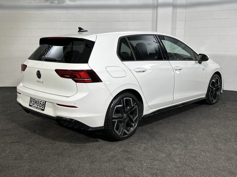 2025 Volkswagen Golf 8.5 R-LINE image 5