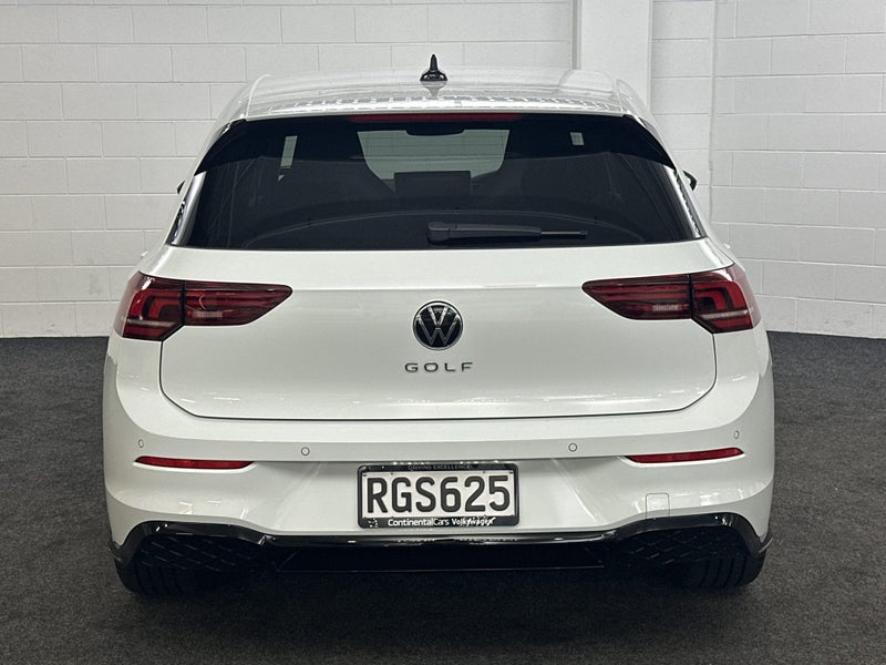 2025 Volkswagen Golf 8.5 R-LINE image 4