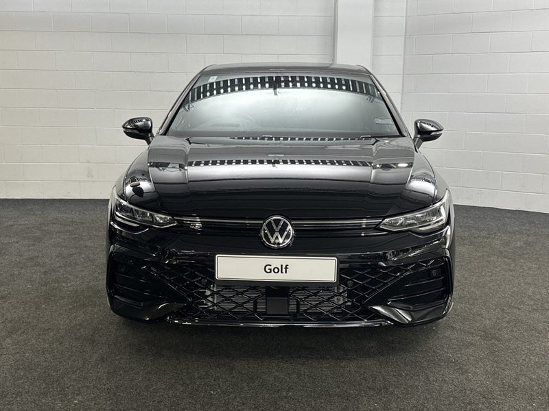 2025 Volkswagen Golf 8.5 R-LINE image 2