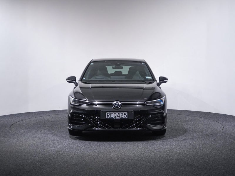 2025 Volkswagen Golf 8.5 R-Line Touring 110kW image 3