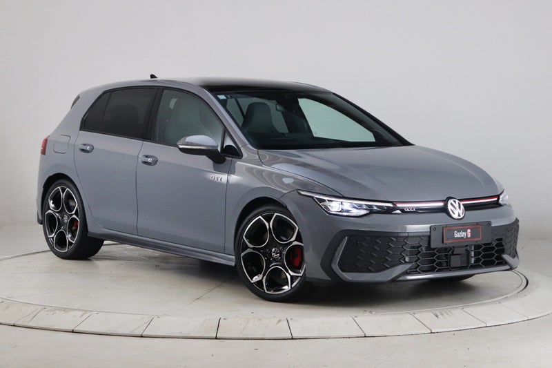2025 Volkswagen Golf GTI image 4