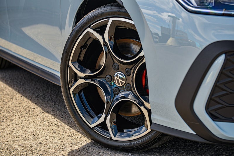 2025 Volkswagen Golf GTI 2.0 image 5