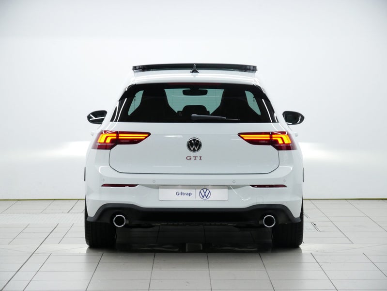 2025 Volkswagen Golf GTI image 4