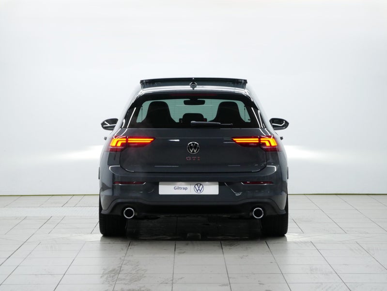 2025 Volkswagen Golf GTI Touring image 4