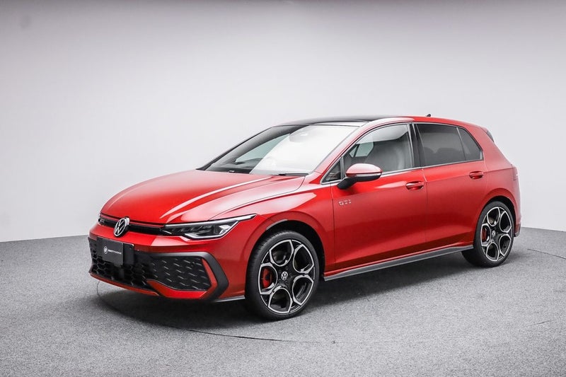 2025 Volkswagen Golf GTI with Touring Package image 4