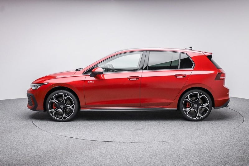 2025 Volkswagen Golf GTI with Touring Package image 5