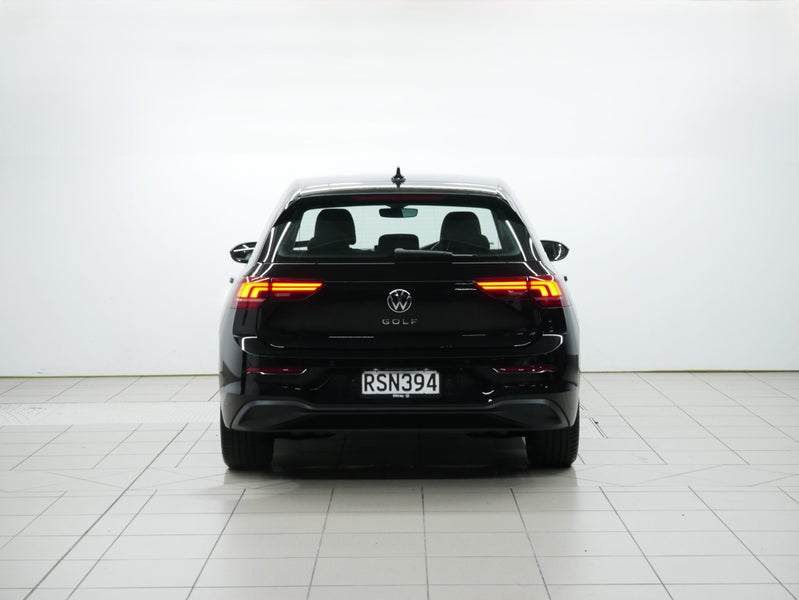 2025 Volkswagen Golf Life image 4