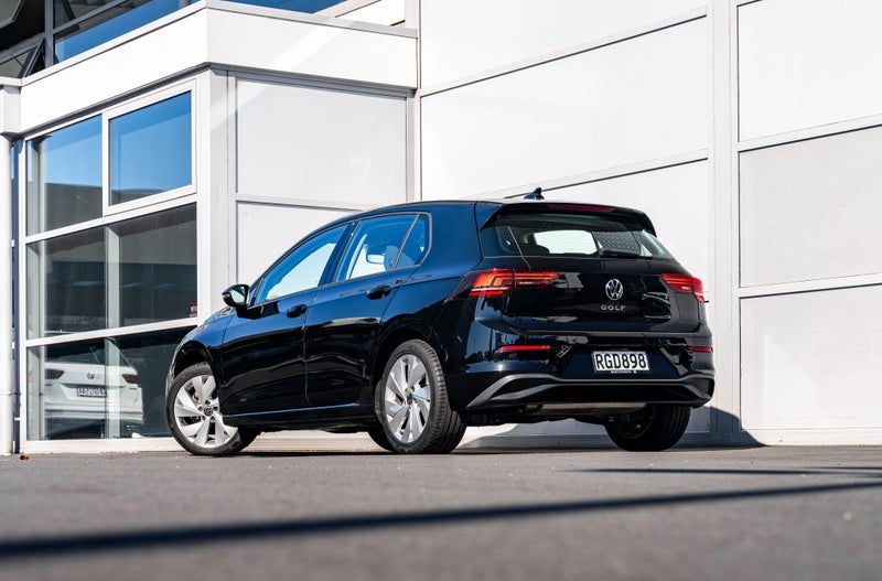 2025 Volkswagen Golf Life 110kW Petrol Auto / T... image 5