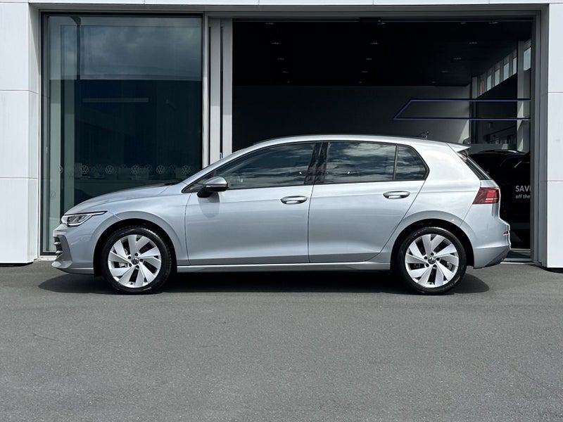 2025 Volkswagen Golf Life 1.4Pt/8At image 3