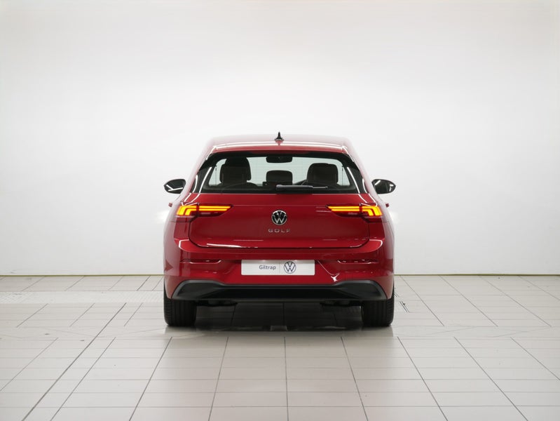 2025 Volkswagen Golf Life image 4