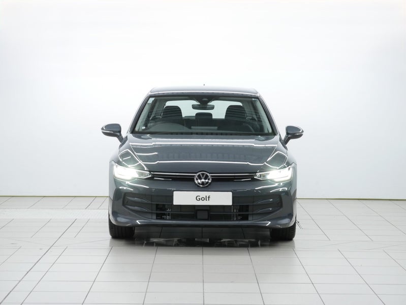 2025 Volkswagen Golf Life image 2