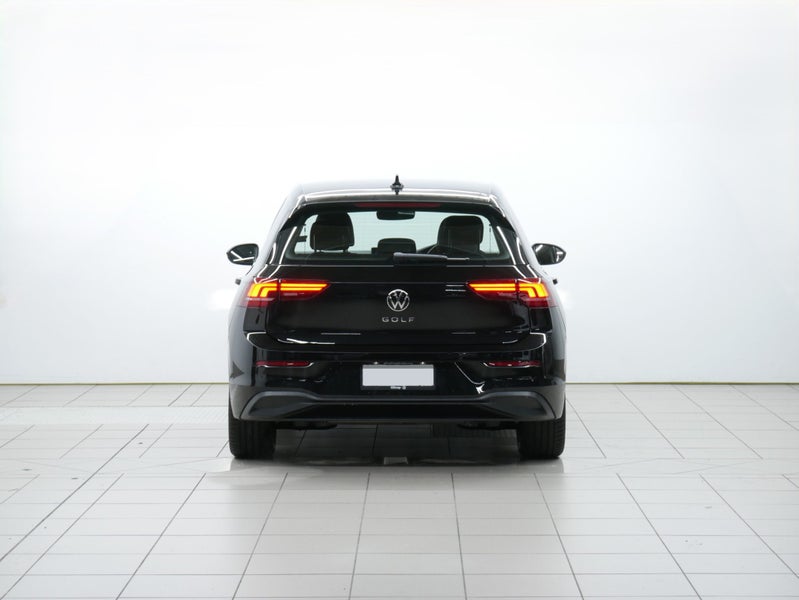 2025 Volkswagen Golf Life image 4