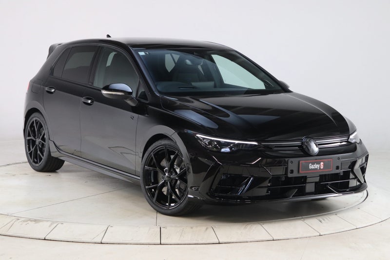 2025 Volkswagen Golf R image 3