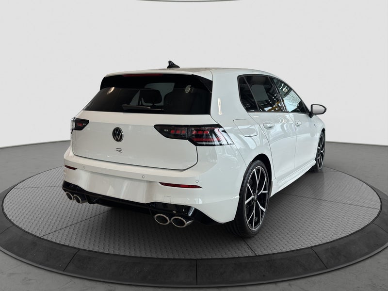 2025 Volkswagen Golf R image 5