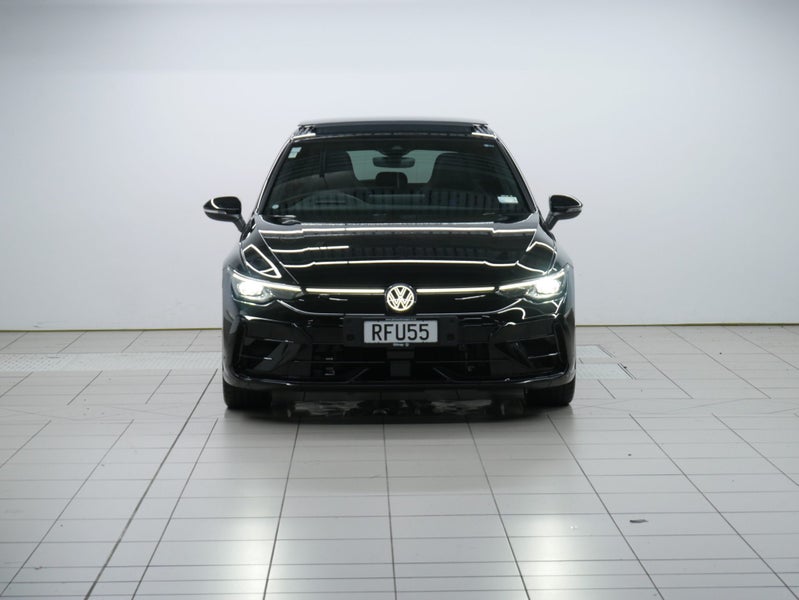 2025 Volkswagen Golf R image 2