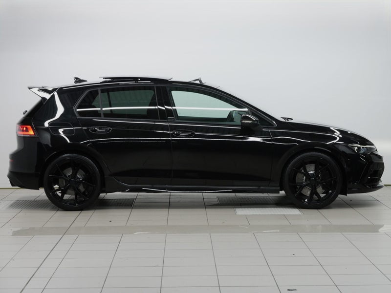 2025 Volkswagen Golf R image 5