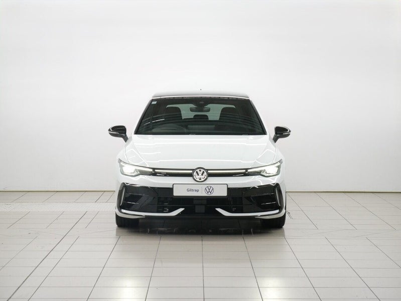2025 Volkswagen Golf R image 2