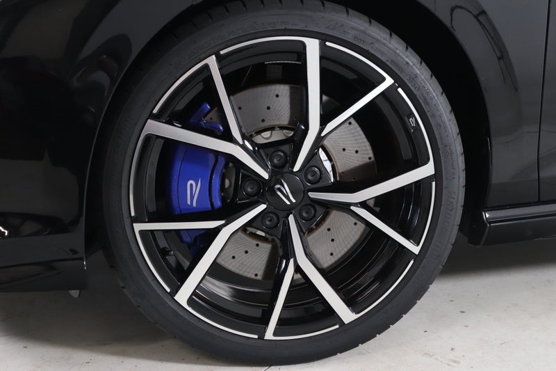 2025 Volkswagen Golf R image 4