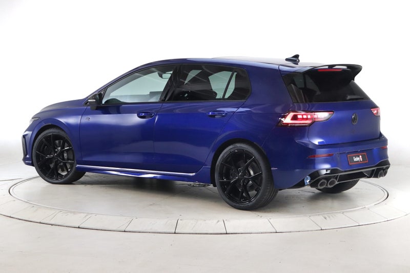 2025 Volkswagen Golf R Black Edition image 2