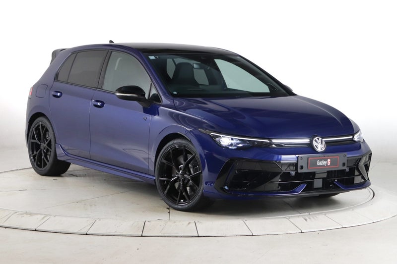 2025 Volkswagen Golf R Black Edition image 3
