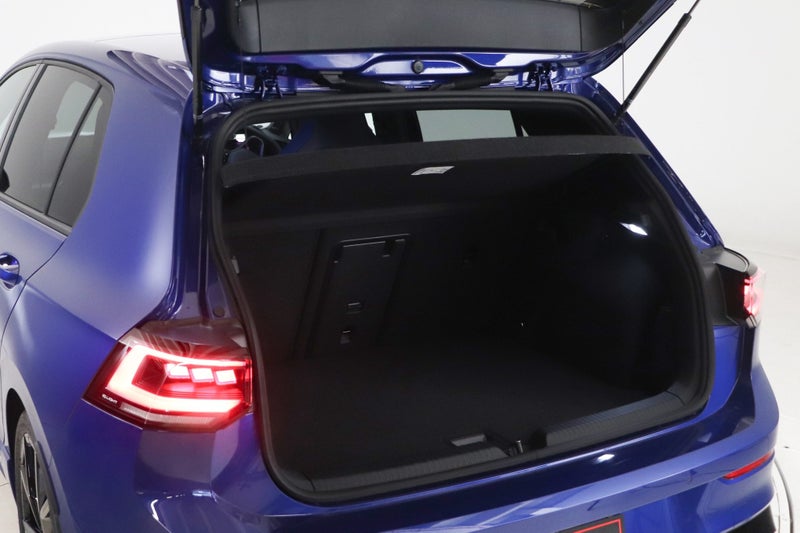 2025 Volkswagen Golf R Black Edition image 5