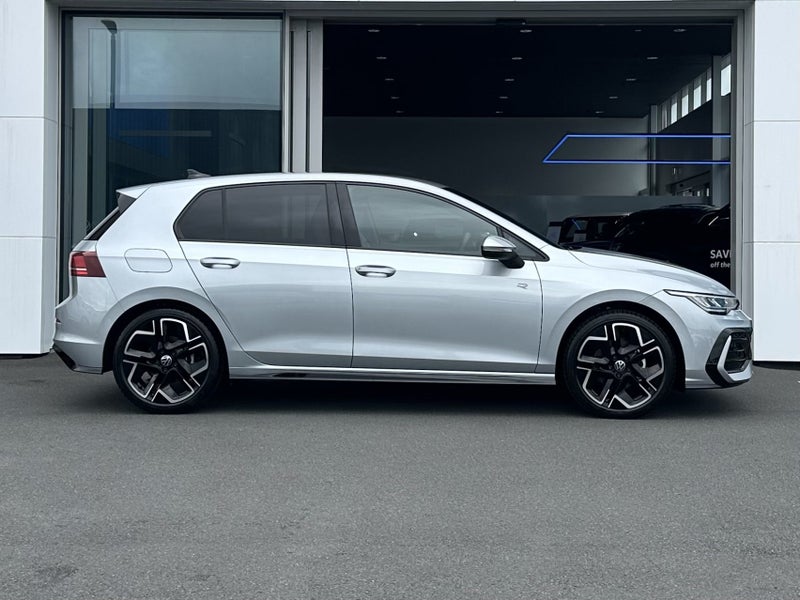 2025 Volkswagen Golf R-Line 1.4PT/8AT image 4