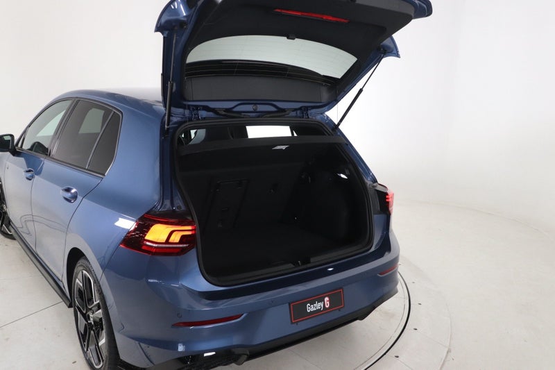 2025 Volkswagen Golf R-Line image 5