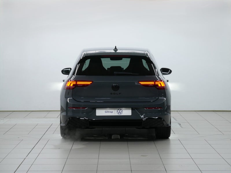 2025 Volkswagen Golf R-Line image 4
